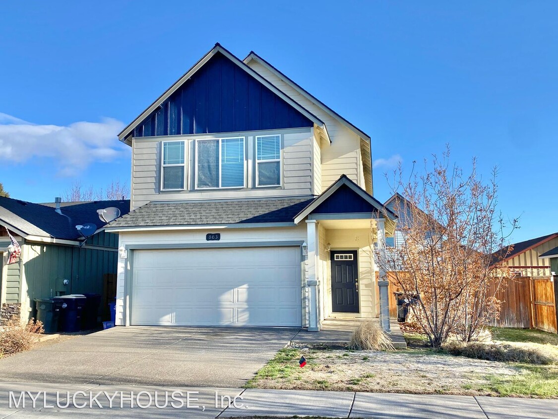 Primary Photo - 2 br, 2 bath House - 863 NE Locksley