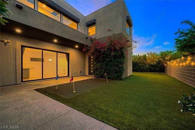 Building Photo - 10334 Jade Gardens Dr