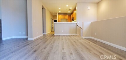 Building Photo - 1800 E Lakeshore Dr