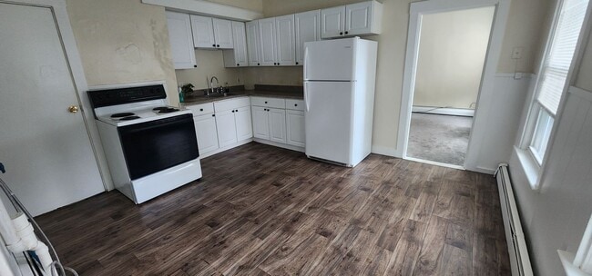 Photo - 51 Green St Apartment