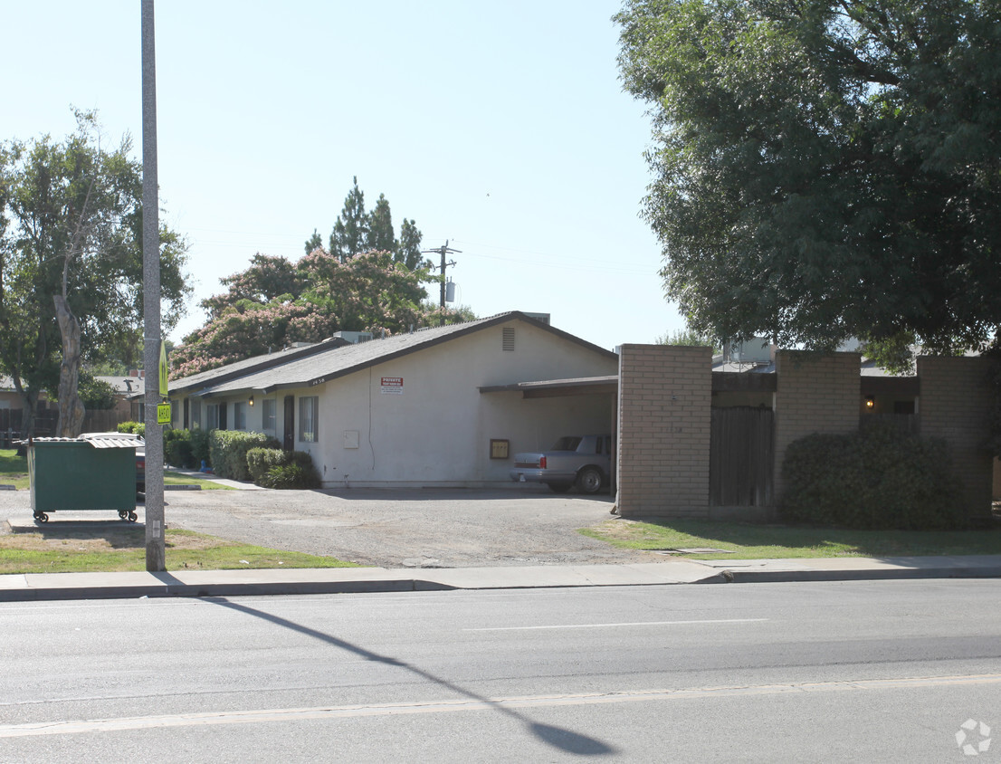 Foto principal - 1438-1444 N Lemoore Ave