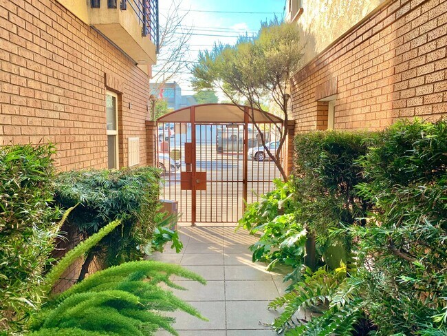 Foto del edificio - Renovated yet Classic Inner Mission (18th ...