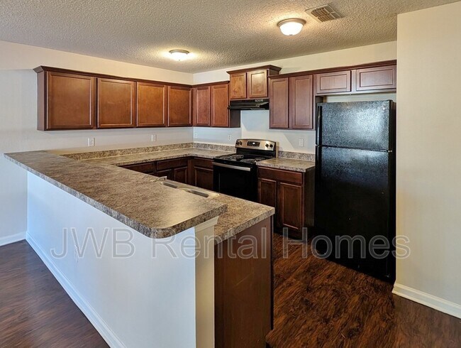 Foto del edificio - 5512 Village Pond Ct