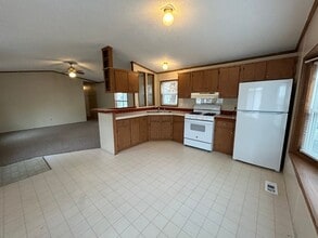 Building Photo - 2315 Garnet Ave