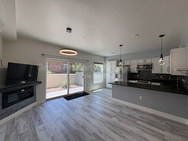Foto del edificio - 3572 W 66th Ave