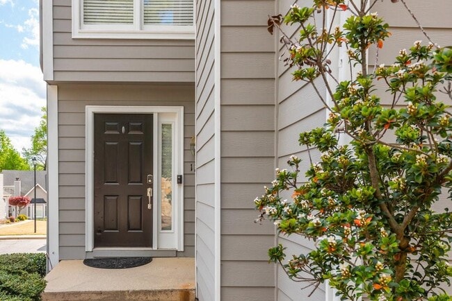 Foto del edificio - 1200 Defoor Ct NW