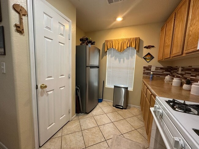 Foto del edificio - 3-bedroom, 2.5-bathroom home in Henderson