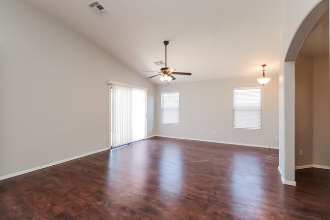 Building Photo - 3854 W Carlos Ln
