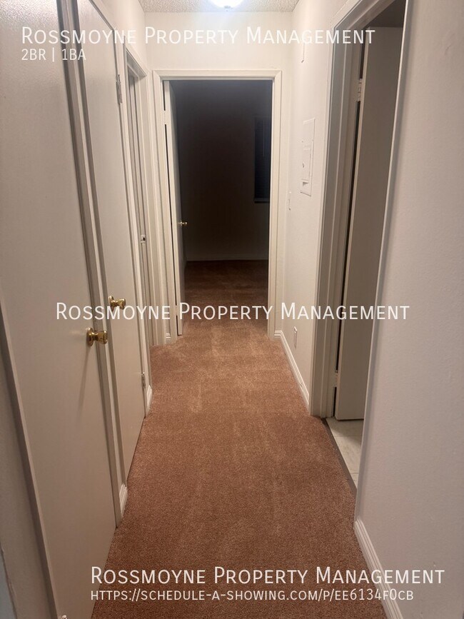 Foto del edificio - 10817 White St