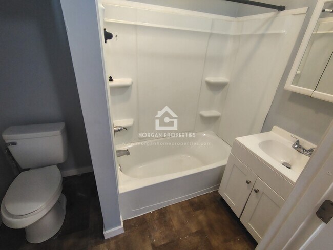 Foto del edificio - 1001 W 1st St