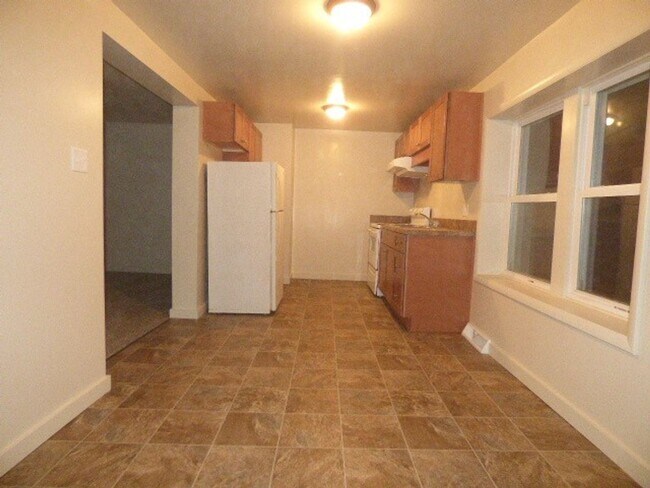 Foto del edificio - 522 W Broadway