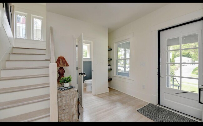 Foto del edificio - 103 Oak Hill Ave