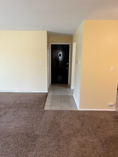 Building Photo - 9S201 Lake Dr