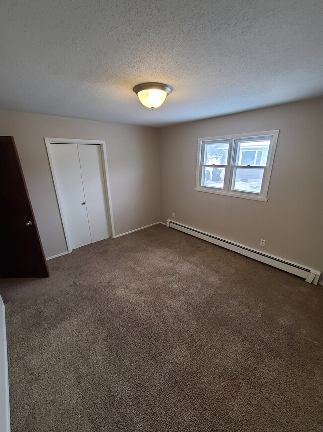 Building Photo - Eastwood Estates 1