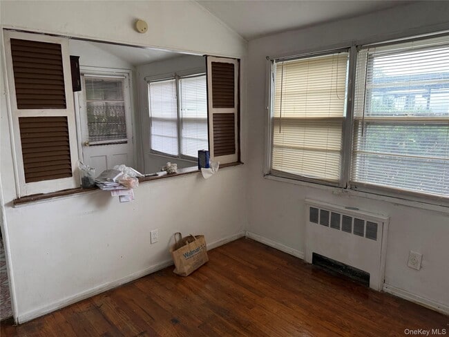 Building Photo - 338 E Clinton Ave