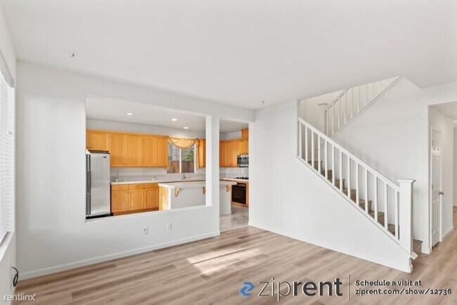 Foto del edificio - 5 br, 3 bath House - 4020 Cloverfield Ct, ...