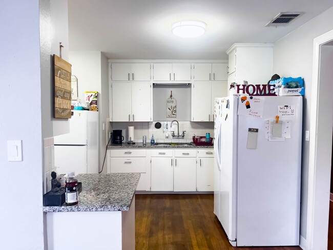 Foto del edificio - 208 W 31st St
