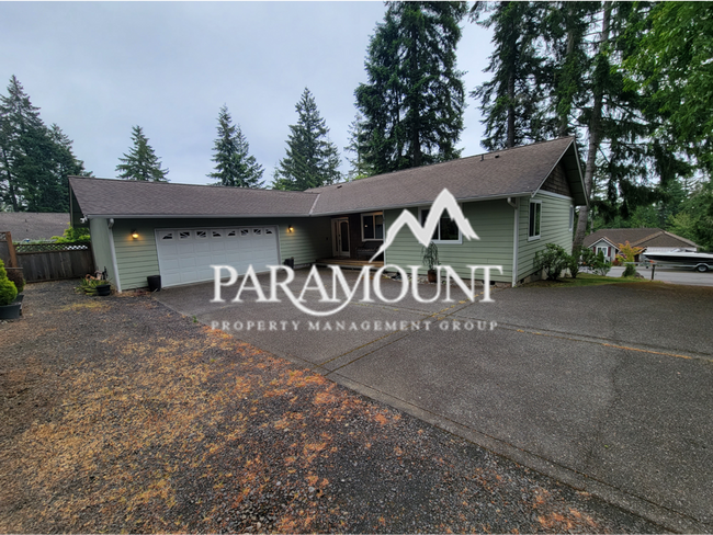 Building Photo - 3 Bedroom Lakeland Village Home with Puget...