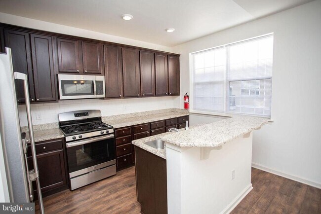 Foto del edificio - 54 Creekside Wy