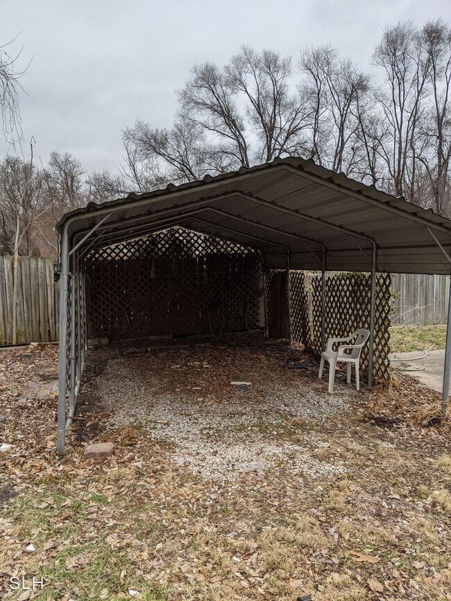Building Photo - 3 br, 1 bath House - 1108 S Harris Ave