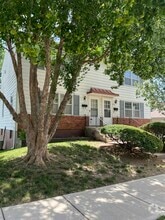 Building Photo - 4547 Mercier St