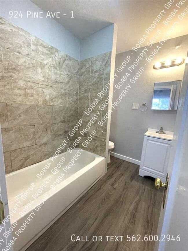 Building Photo - 924 Pine Ave