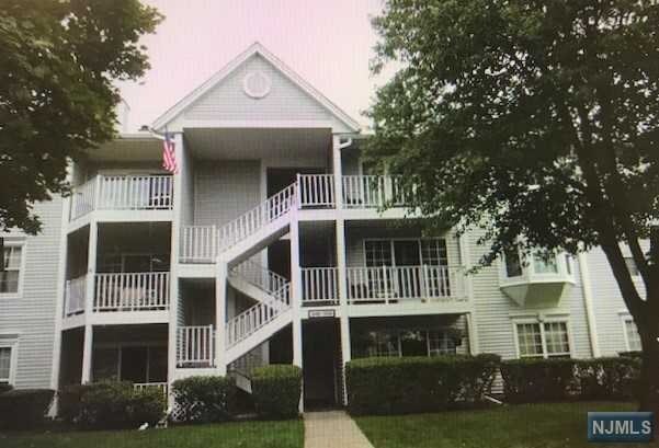 Primary Photo - 354 Cottonwood Way