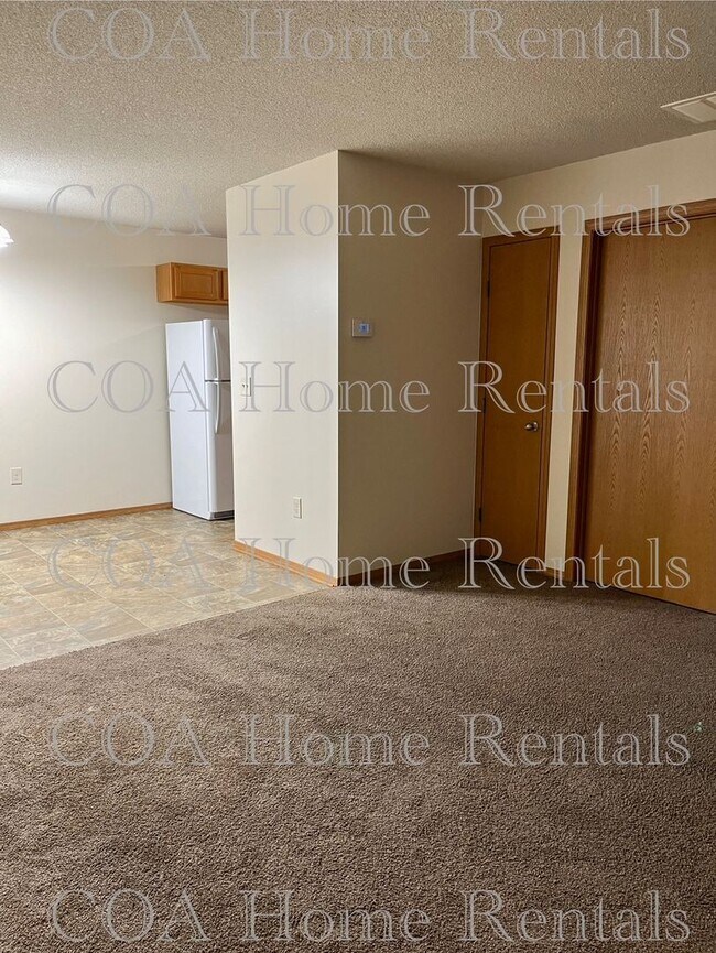 Building Photo - North East Duplex