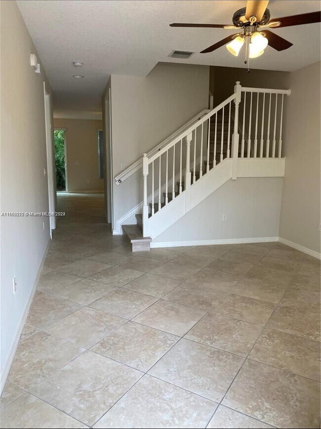 Foto del edificio - 5236 SW 77th Way