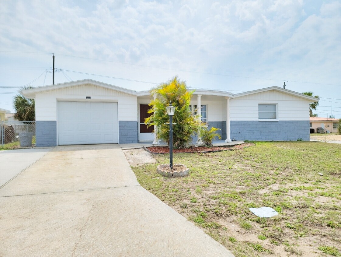 5004 Odyssey Ave, Holiday, FL 34690 House for Rent in Holiday, FL