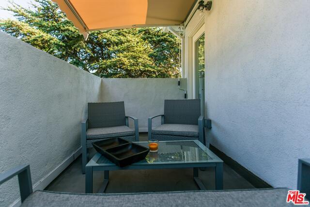 Building Photo - 4409 IRVINE Ave