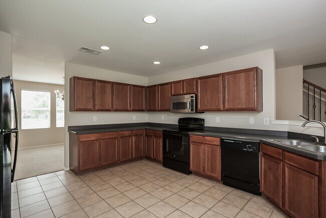 Building Photo - 1625 Grassy View Dr