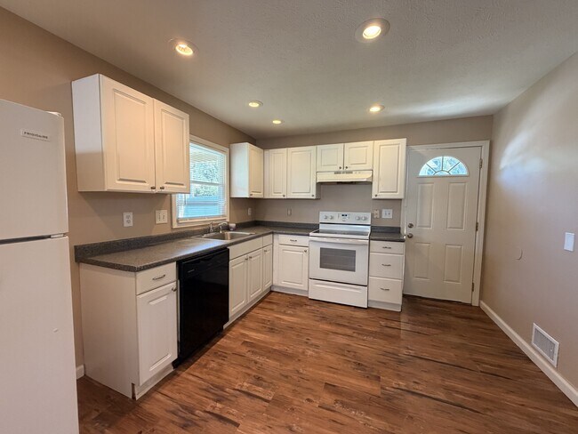 Foto del edificio - 6504 N 33rd St