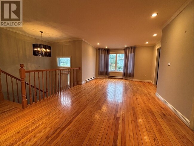 Building Photo - 1527 Topsail Rd