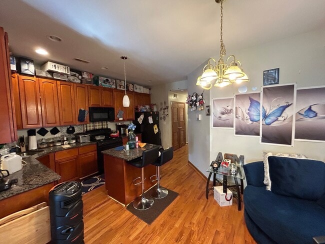 Foto del edificio - 5333 S Calumet Ave