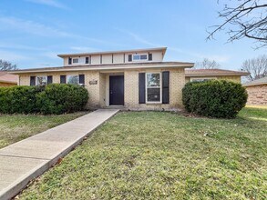 Building Photo - 8906 Doliver Dr