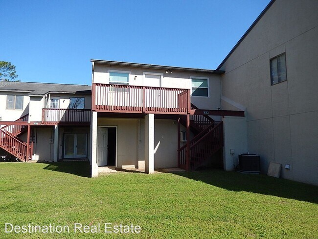 Building Photo - 2 br, 2.5 bath House - 1327 Airport Drive ...