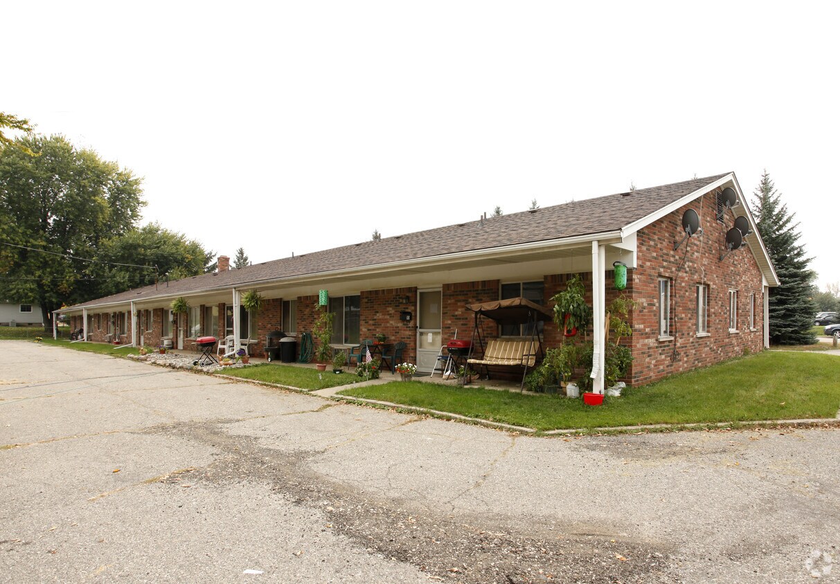Building Photo - 151 E Mchattie St