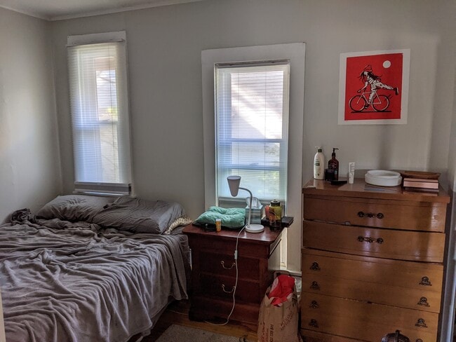 Foto del edificio - 2526 NE Taylor St