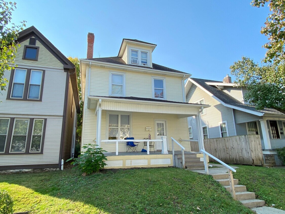 149 W Norwich Ave Unit 149, Columbus, OH 43201 Room for Rent in