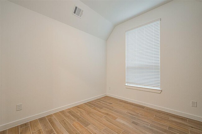 Foto del edificio - 235 Sky Top Dr