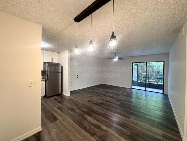 Photo - 2452 Oak Park Way Apartment