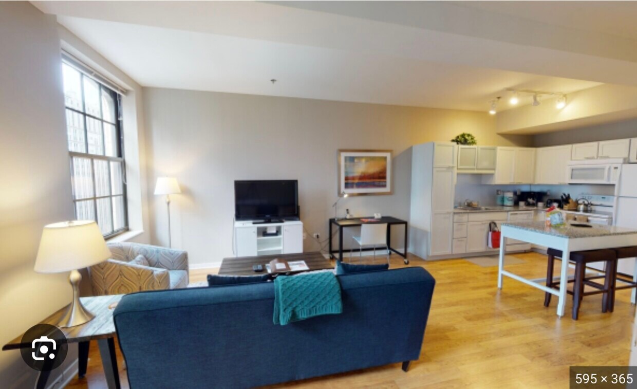 8 E Randolph St, Chicago, IL 60601 Condo for Rent in Chicago, IL