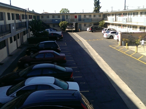 Foto del edificio - 13921 S Normandie Ave
