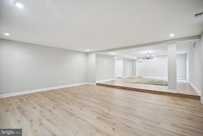 Foto del edificio - 6390 Gayfields Rd