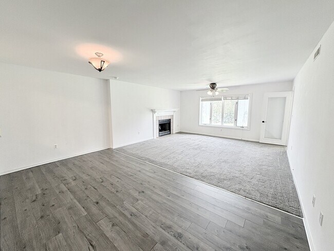Foto del edificio - 103 Northlake Dr