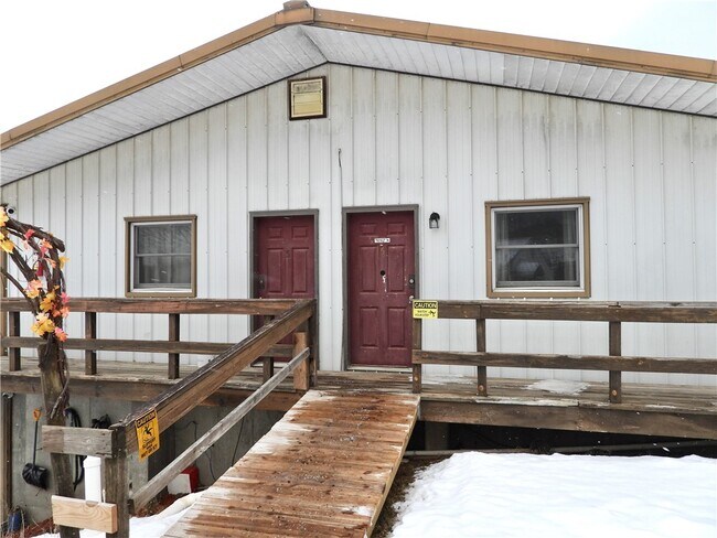 Foto del edificio - 6796 NY-23