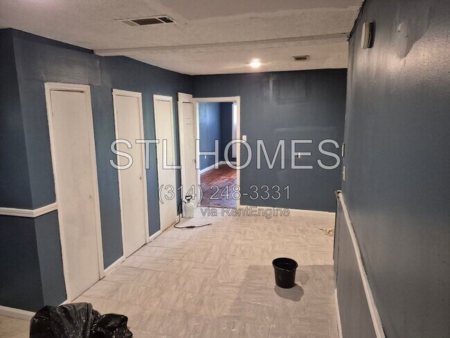 Foto del edificio - 451 Mason Blvd