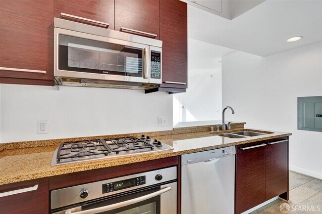 Foto del edificio - 425 1st St