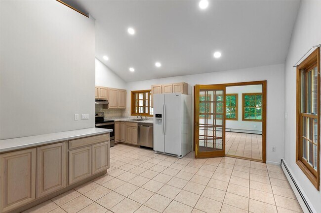 Foto del edificio - 934 Lester Rd
